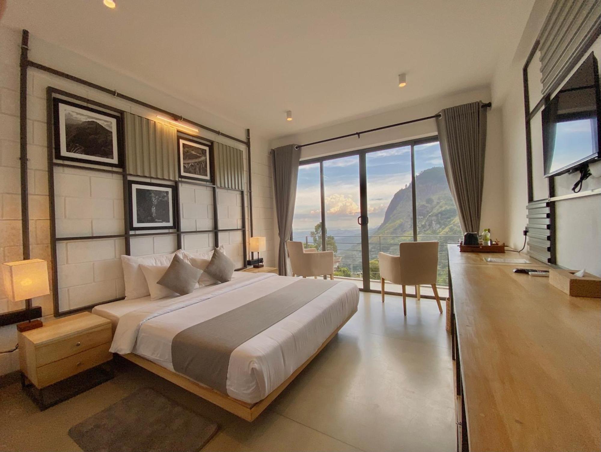 Hotel Onrock Ела Екстериор снимка